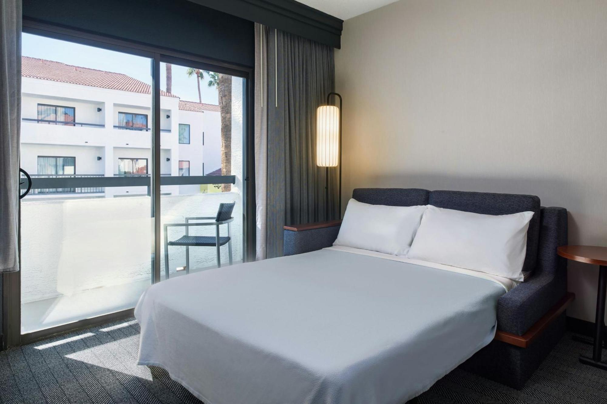 Courtyard By Marriott Phoenix North Esterno foto