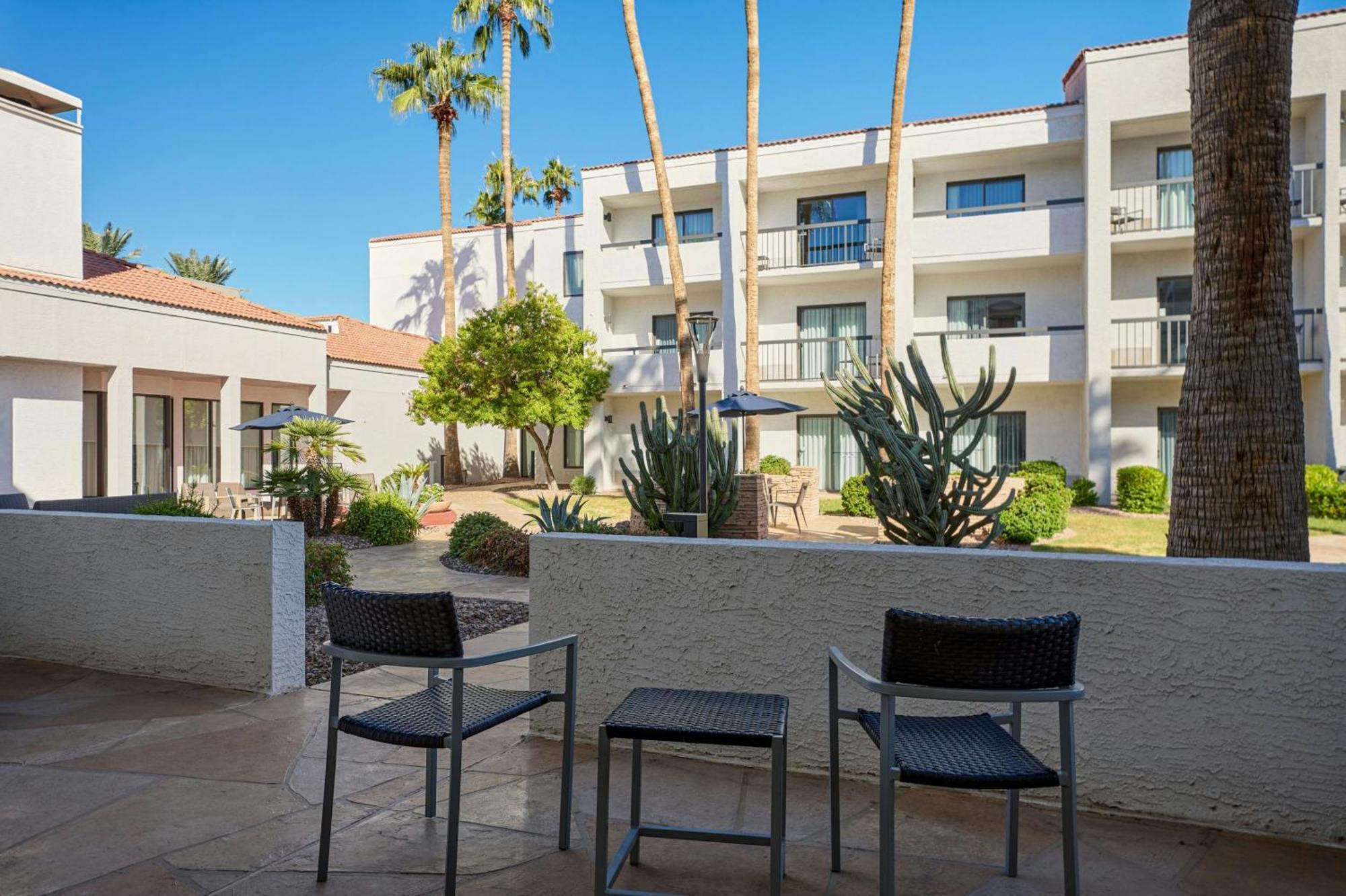 Courtyard By Marriott Phoenix North Esterno foto